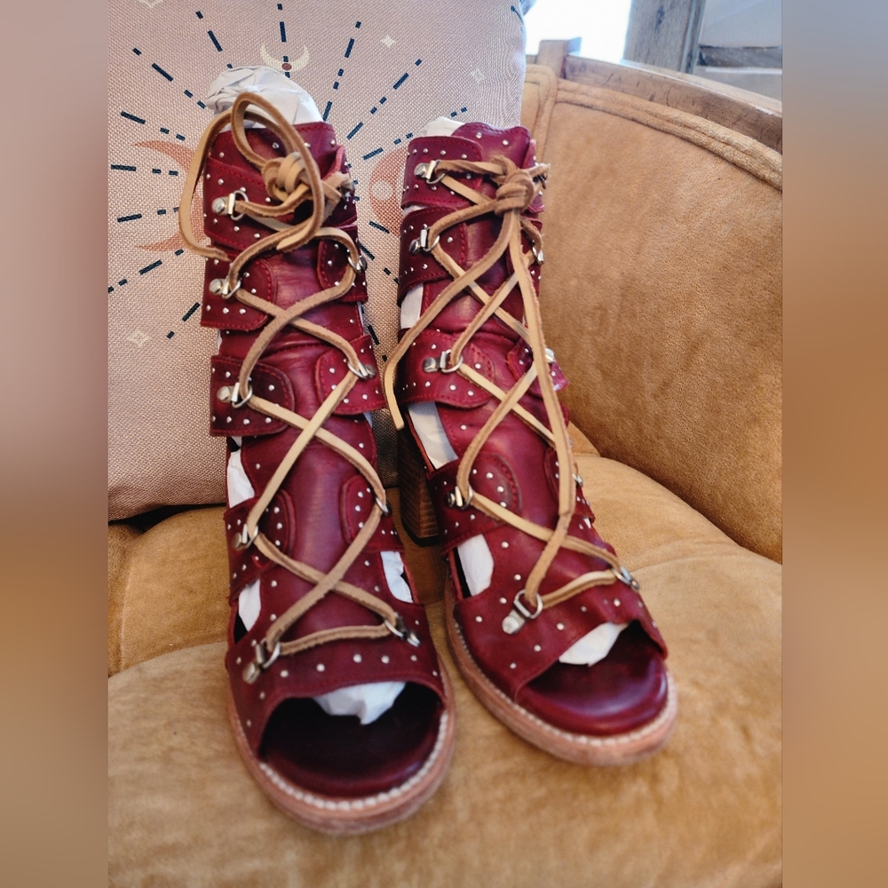 Freebird Brandy Red